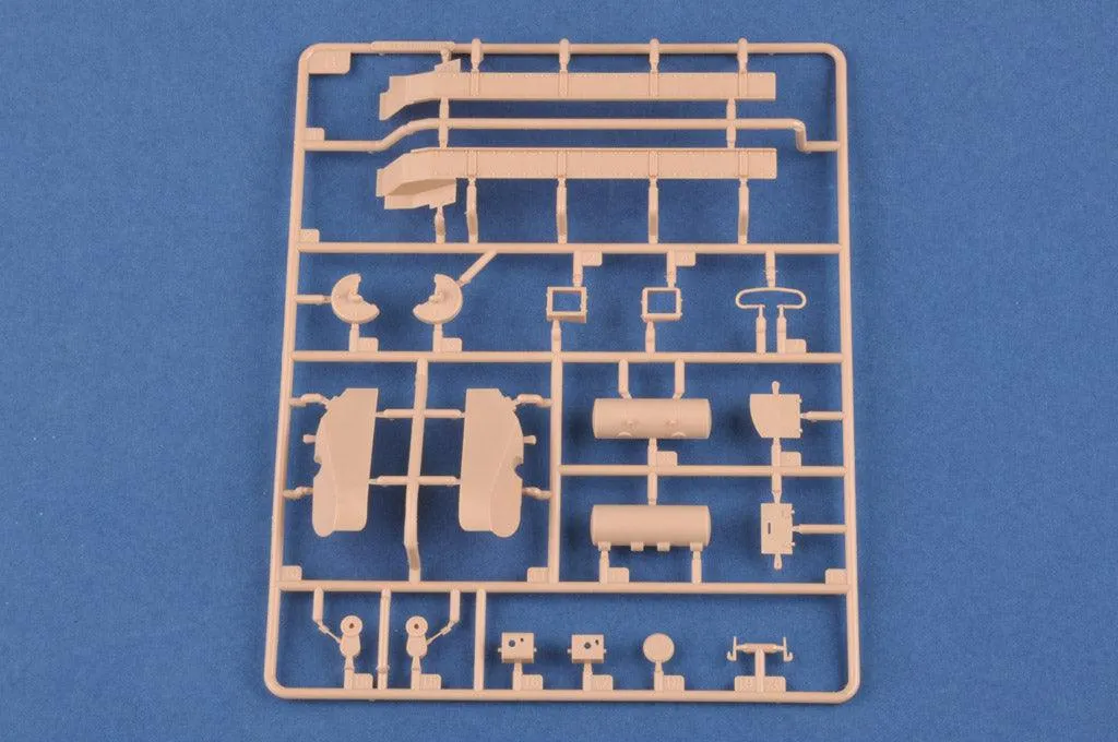 1/35 Hobby Boss Soviet D-38 Tank 84517