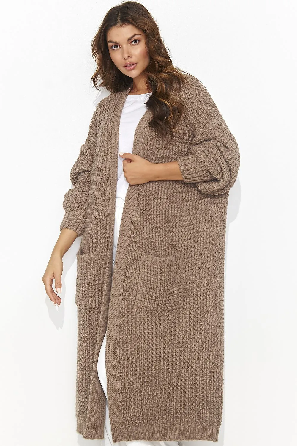 Lightweight Women's Cardigan With Slip Pockets