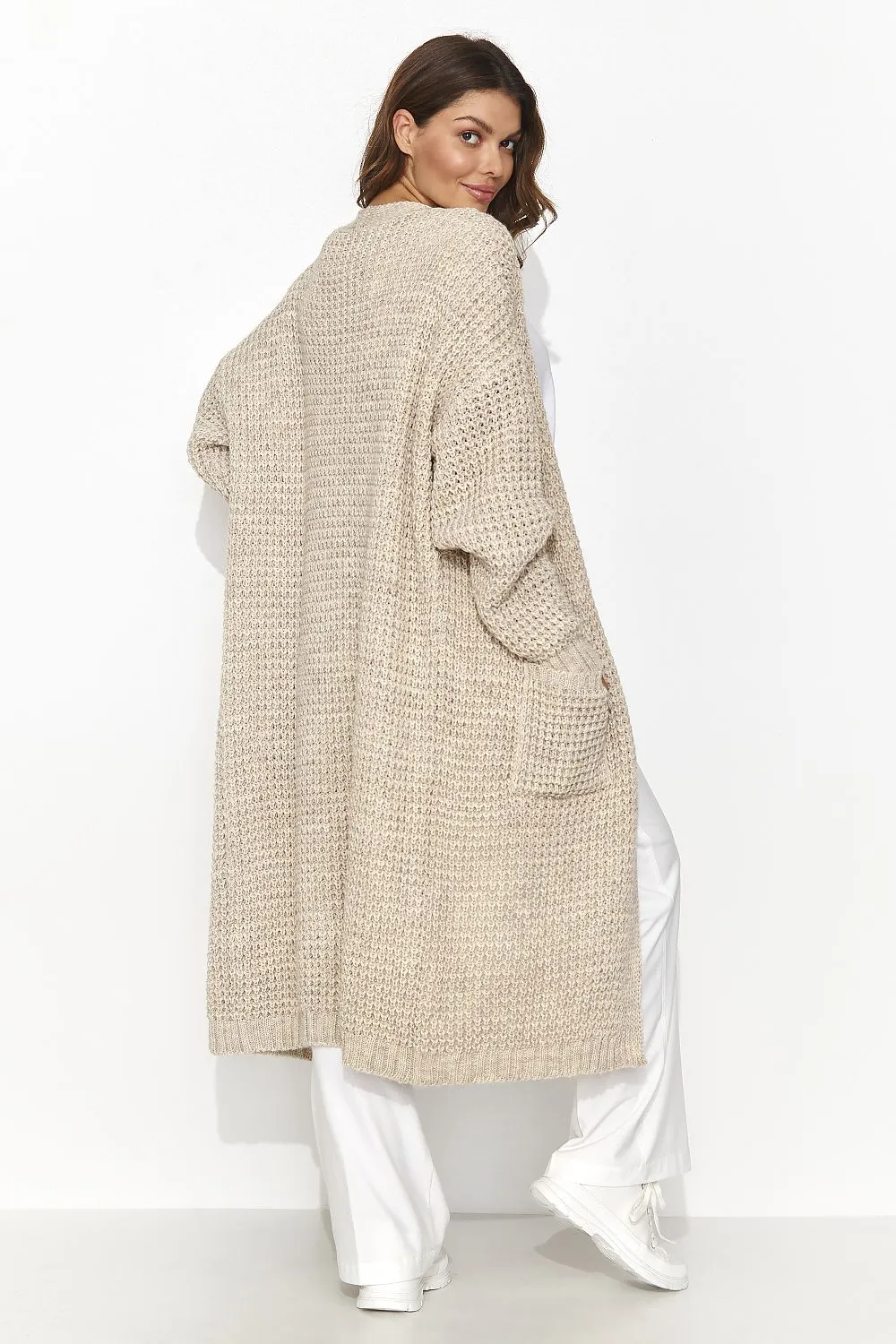 Lightweight Women's Cardigan With Slip Pockets