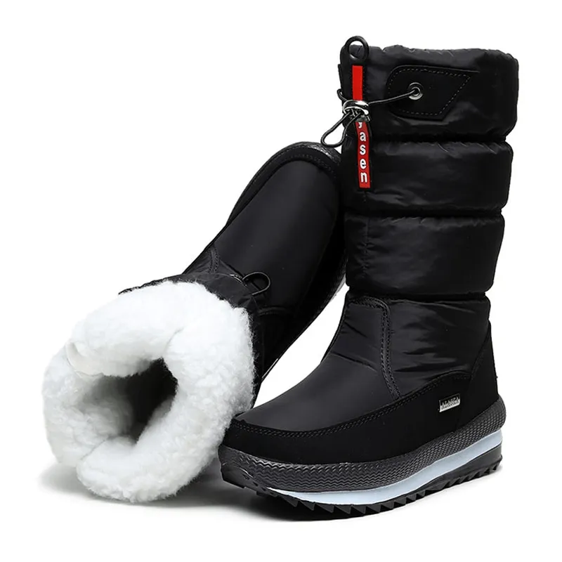 Snow Boots with Plush Lining