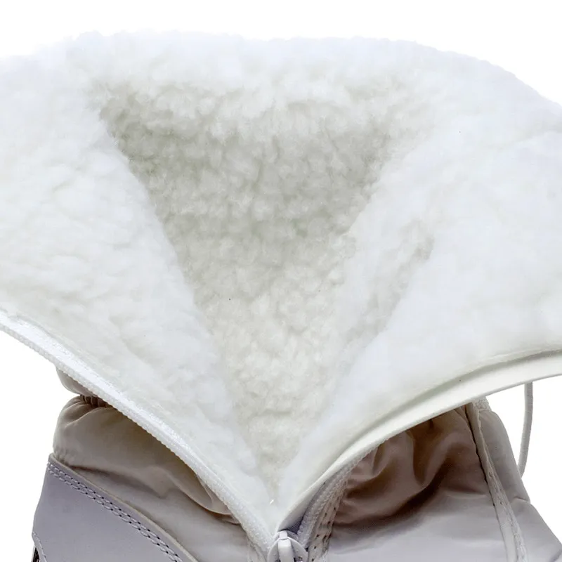 Snow Boots with Plush Lining