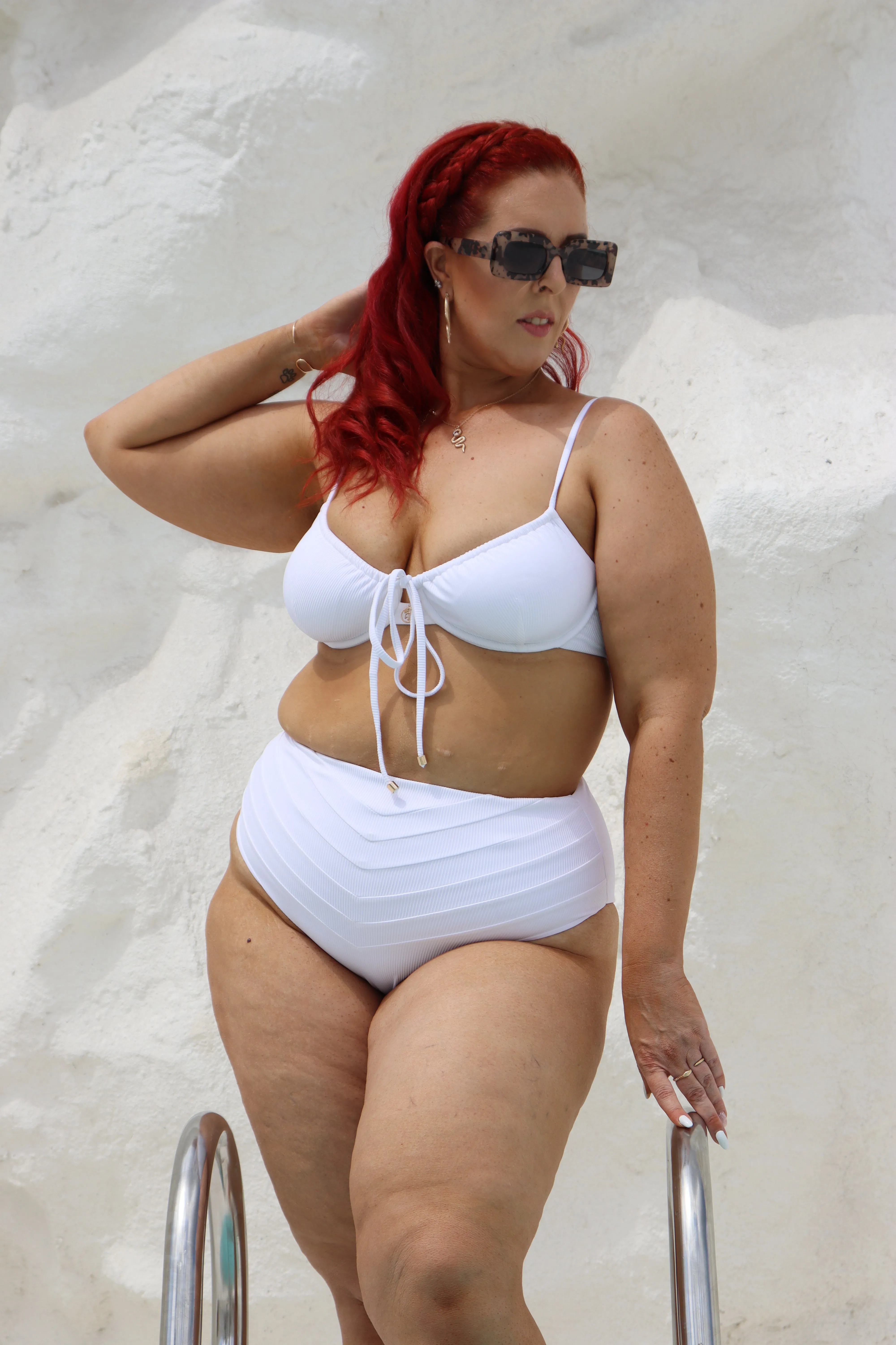 TULA Bottoms - MID CUT - WHITE RIBBED